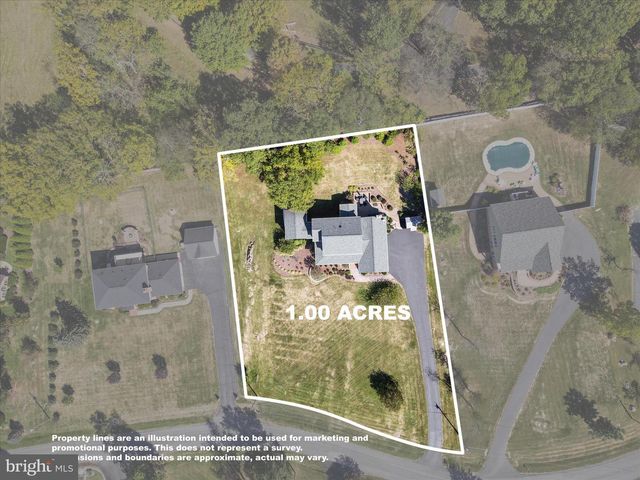 107 LAUNCHRIS DR, Winchester, VA 22602