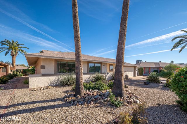 13633 N TAN TARA Point, Sun City, AZ 85351