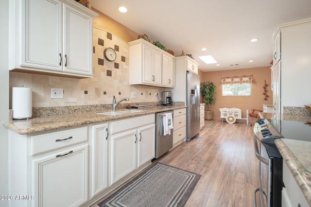 13633 N TAN TARA Point, Sun City, AZ 85351