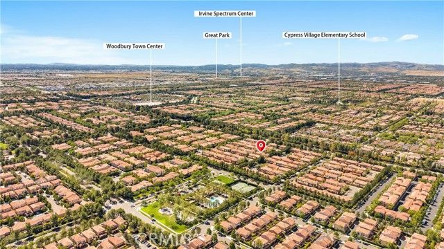 107 Overbrook, Irvine, CA 92620