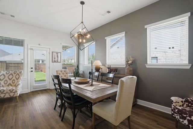 1632 Cotton Road, Van Alstyne, TX 75495