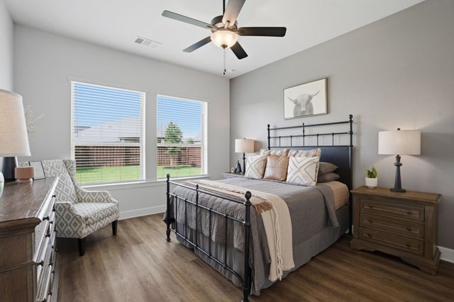 1632 Cotton Road, Van Alstyne, TX 75495