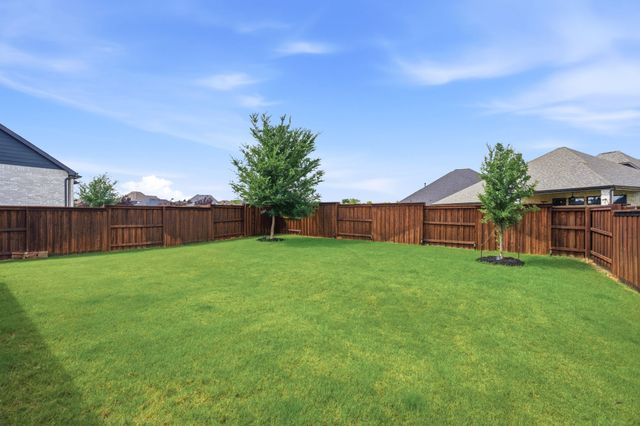 1632 Cotton Road, Van Alstyne, TX 75495