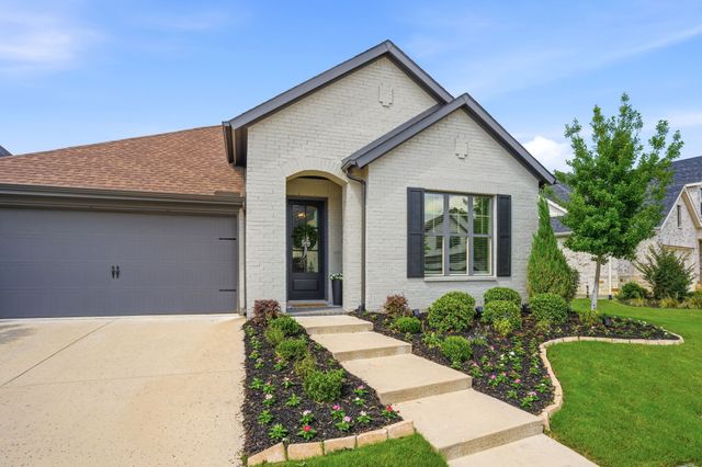 1632 Cotton Road, Van Alstyne, TX 75495