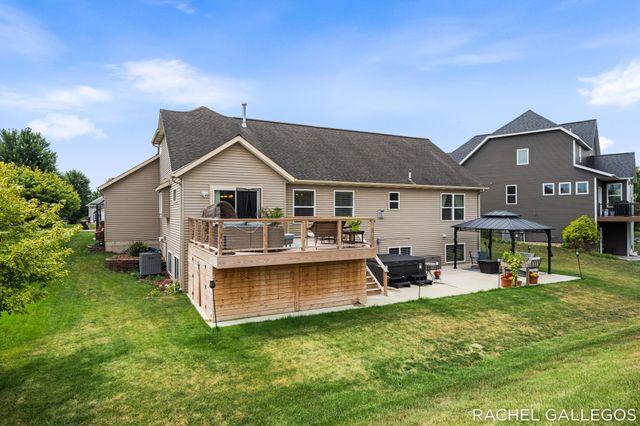 10699 Antelope Drive, Zeeland, MI 49464
