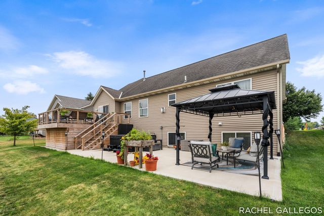 10699 Antelope Drive, Zeeland, MI 49464