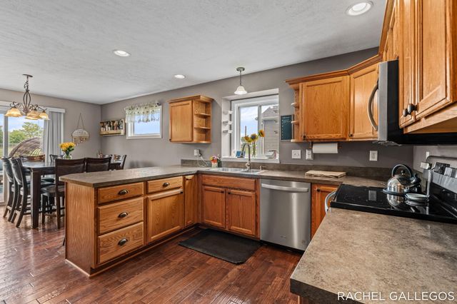10699 Antelope Drive, Zeeland, MI 49464