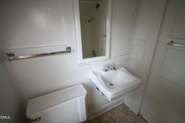 813 W Knox Street, Durham, NC 27701