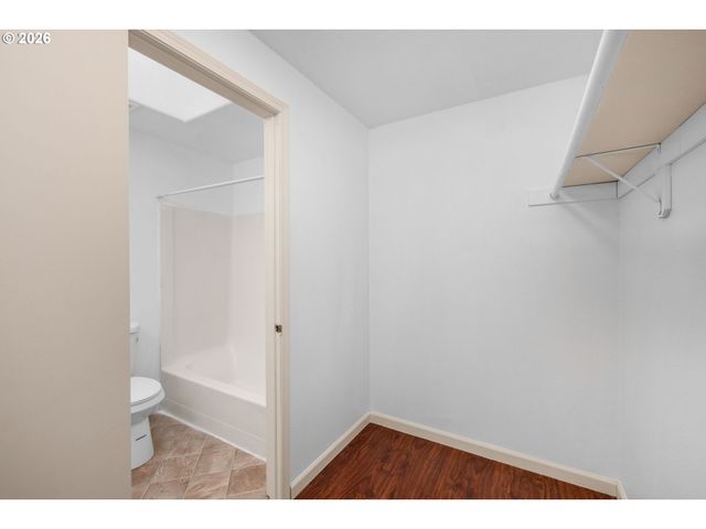 8704 Se RHONE St, Portland, OR 97266