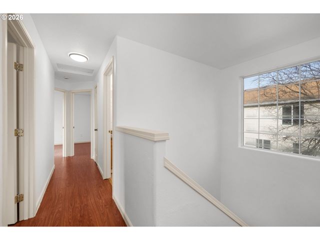 8704 Se RHONE St, Portland, OR 97266