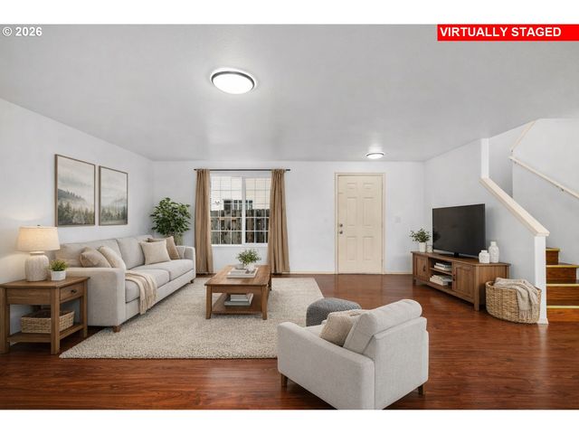 8704 Se RHONE St, Portland, OR 97266