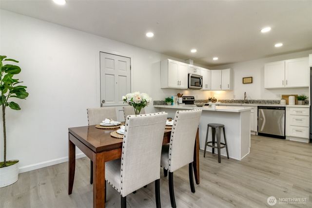 15209 25th Avenue E, Tacoma, WA 98445