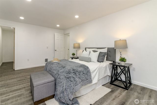 15209 25th Avenue E, Tacoma, WA 98445