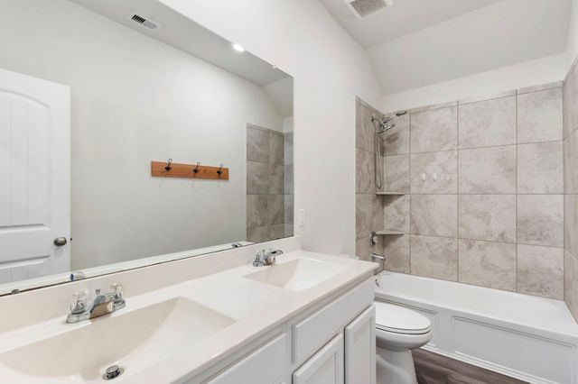 28068 Dove Chase Drive, Spring, TX 77386