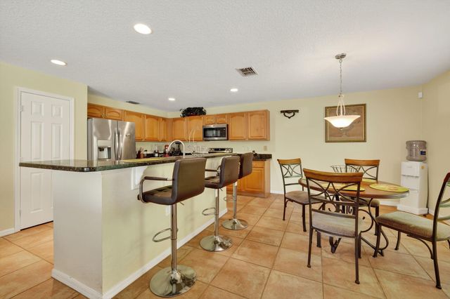 3331 SW Espanola Street, Port St Lucie, FL 34953