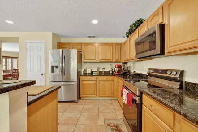 3331 SW Espanola Street, Port St Lucie, FL 34953