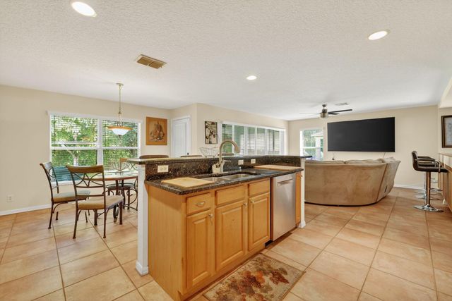 3331 SW Espanola Street, Port St Lucie, FL 34953