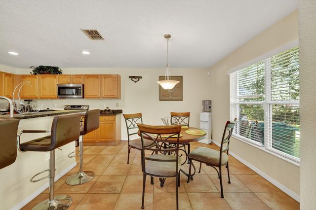 3331 SW Espanola Street, Port St Lucie, FL 34953