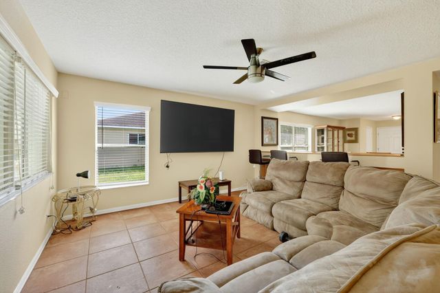 3331 SW Espanola Street, Port St Lucie, FL 34953