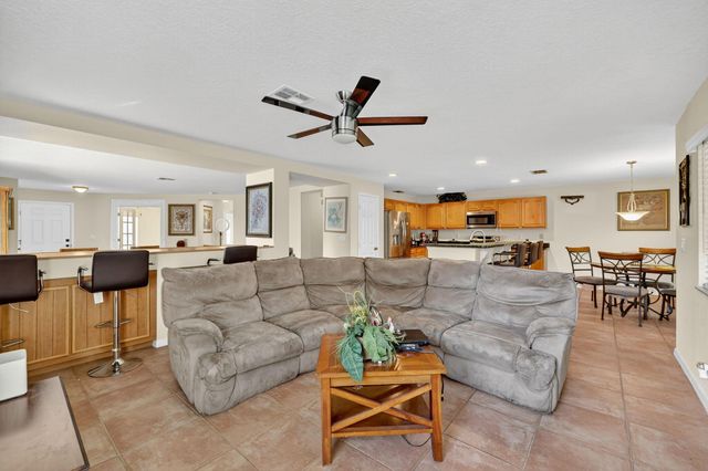 3331 SW Espanola Street, Port St Lucie, FL 34953