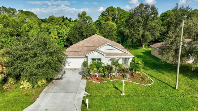 3331 SW Espanola Street, Port St Lucie, FL 34953