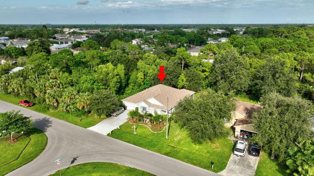 3331 SW Espanola Street, Port St Lucie, FL 34953