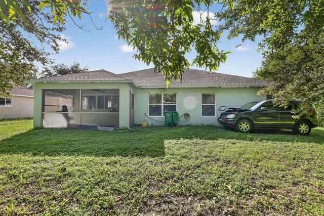 3331 SW Espanola Street, Port St Lucie, FL 34953