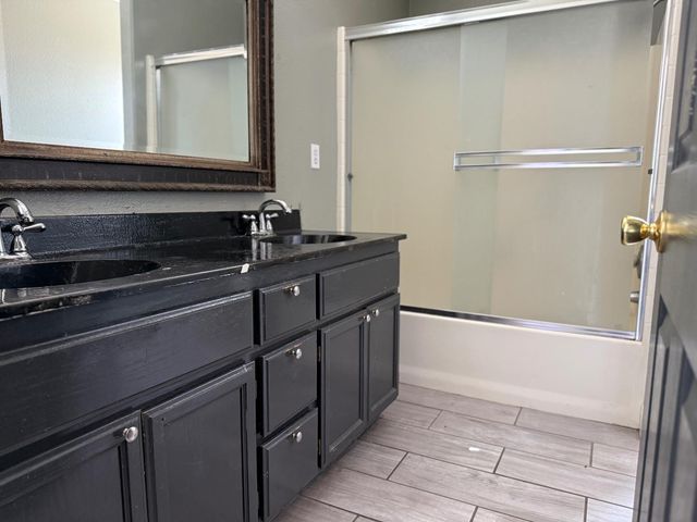 766 Salamanca, Ceres, CA 95307