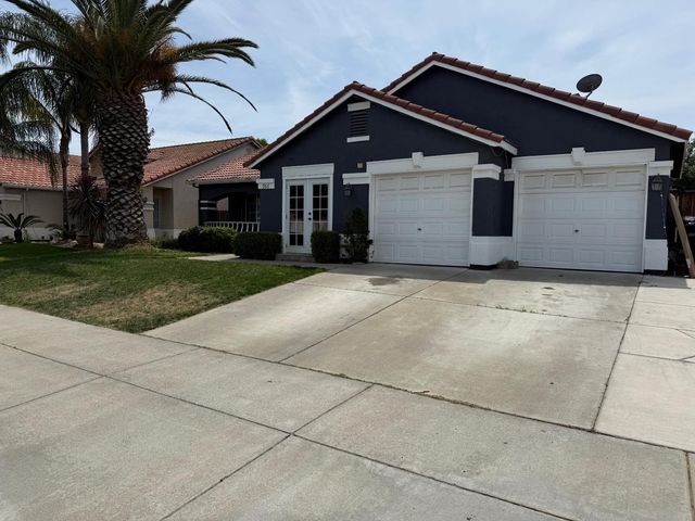 766 Salamanca, Ceres, CA 95307