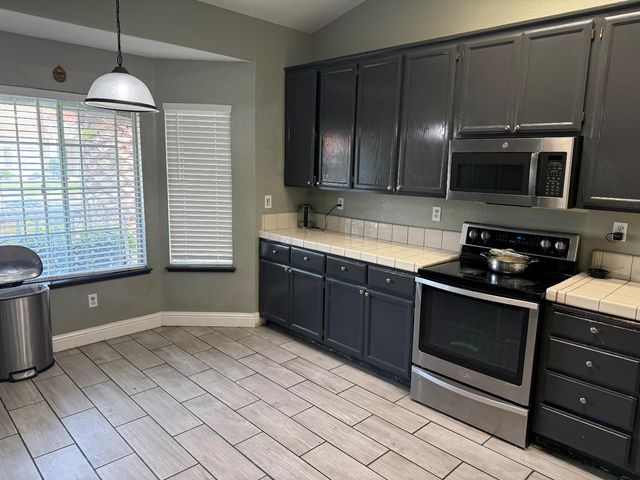 766 Salamanca, Ceres, CA 95307