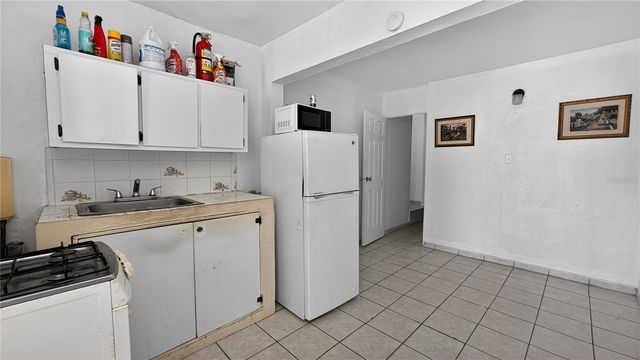 162 LA PLACITA DE SANTURCE, CALLE DOS HERMANOS 7, San Juan, PR 00907