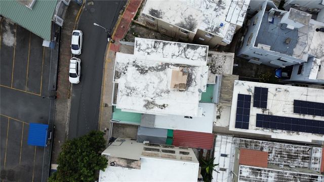 162 LA PLACITA DE SANTURCE, CALLE DOS HERMANOS 7, San Juan, PR 00907