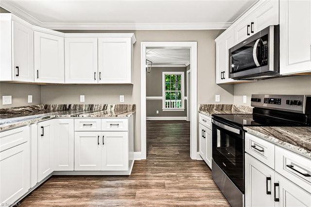 5578 Woodstream Road, Randleman, NC 27317