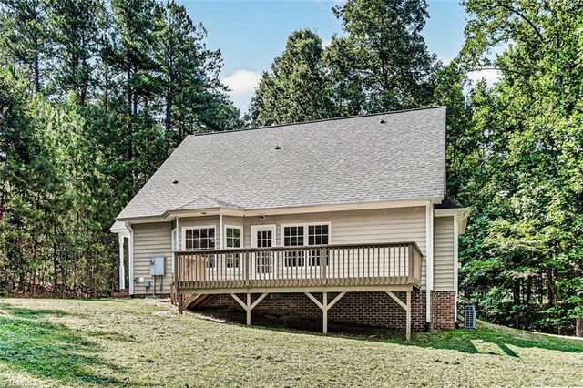 5578 Woodstream Road, Randleman, NC 27317