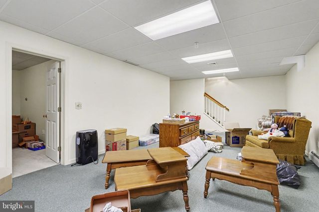 1827 MEADOW RIDGE DR, Hummelstown, PA 17036