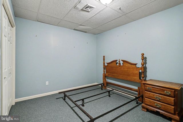 1827 MEADOW RIDGE DR, Hummelstown, PA 17036