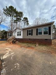 6525 Little Creek Road, Zebulon, NC 27597