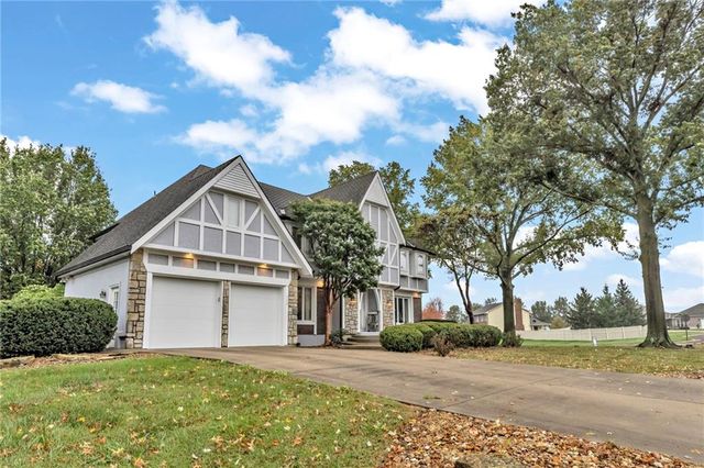 510 Opera House Lane, Odessa, MO 64076