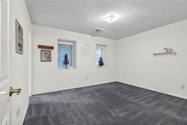 510 Opera House Lane, Odessa, MO 64076