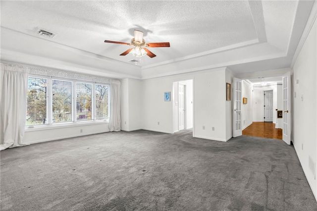 510 Opera House Lane, Odessa, MO 64076