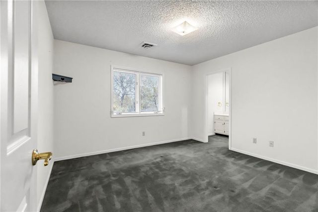 510 Opera House Lane, Odessa, MO 64076