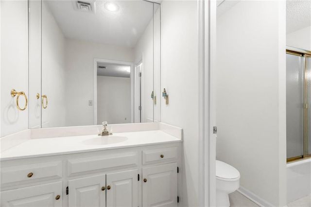 510 Opera House Lane, Odessa, MO 64076