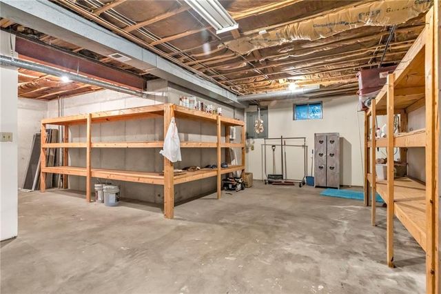 510 Opera House Lane, Odessa, MO 64076