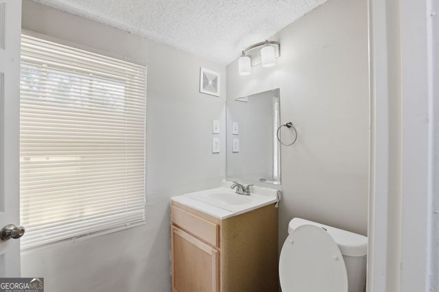 4752 Manse Drive, Forest Park, GA 30297