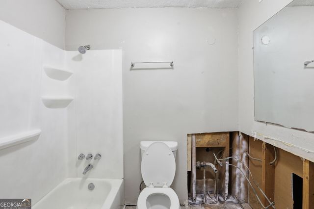 4752 Manse Drive, Forest Park, GA 30297