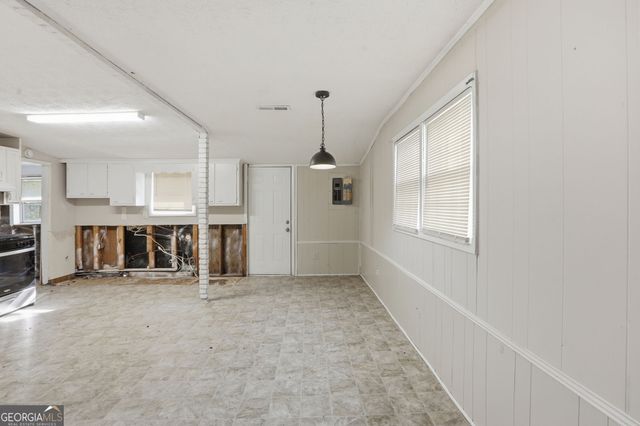 4752 Manse Drive, Forest Park, GA 30297