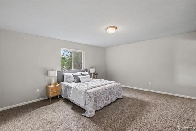 10880 Constant Drive, Allendale, MI 49401