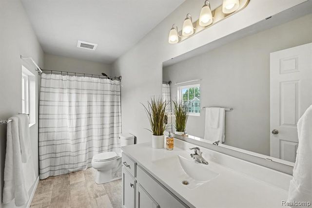10880 Constant Drive, Allendale, MI 49401