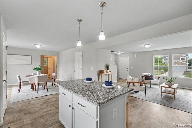 10880 Constant Drive, Allendale, MI 49401