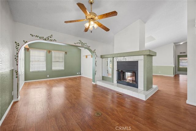 2892 Peach Tree, Hemet, CA 92545